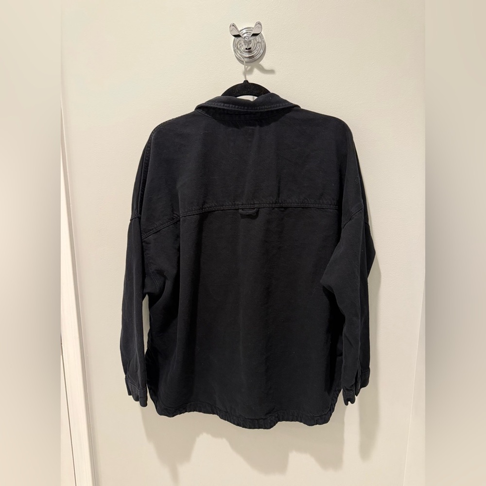 Zara Women’s Black Oversized Jean Jacket with Pockets - Picture 8 of 8
